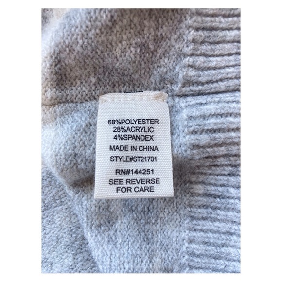 Jessica Simpson Striped V-Neck Sweater Size L Gray & White Preppy Fall Layers - Picture 5 of 12